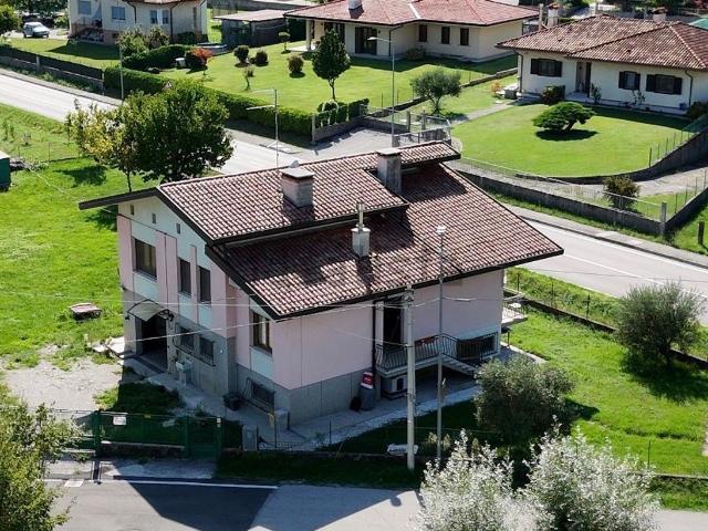 Casa in vendita a Orgnese / Durgnês, Cavasso Nuovo / Cjavàs