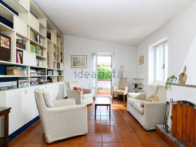 Casa in vendita a Montelarco, Rignano Flaminio