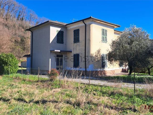 Casa in vendita a Unione di comuni Montana Lunigiana, Filattiera