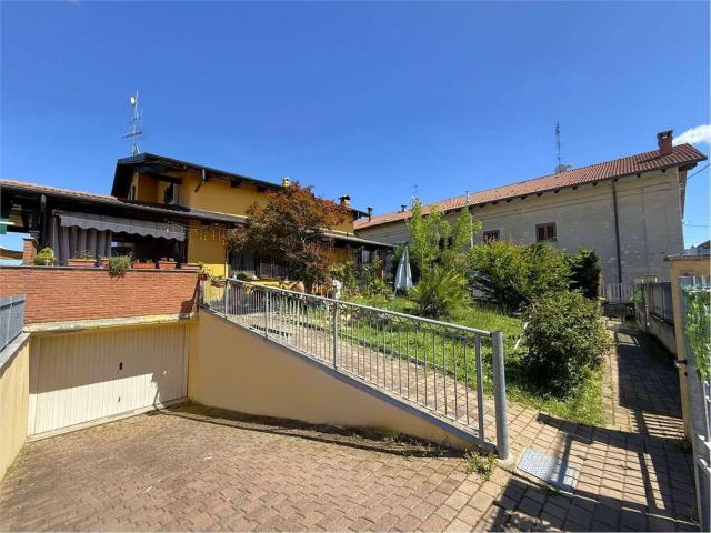 Casa in vendita a Boschetto, Piemonte