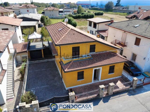 Casa in vendita a Ospitaletto, Lombardia