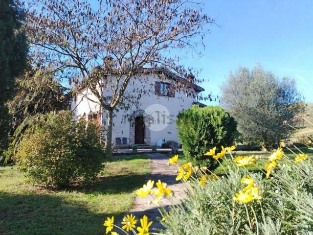 Casa in vendita a Tarano, Lazio