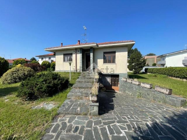 Casa in vendita a Villa Cortese, Lombardia