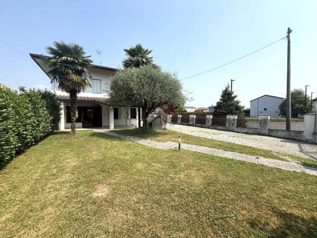 Casa in vendita a Tombolo, Veneto