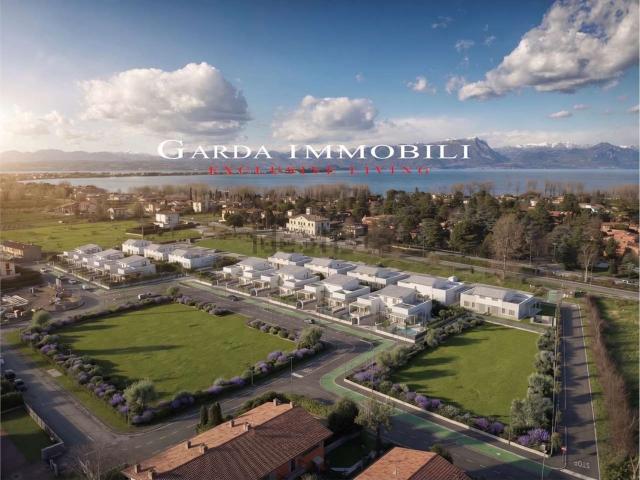 Casa in vendita a Peschiera Del Garda, Veneto
