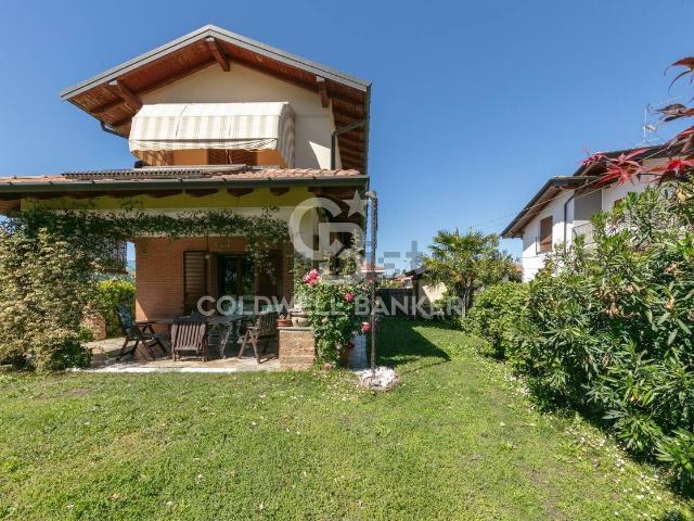 Casa in vendita a Madonna Regina, Busto Arsizio