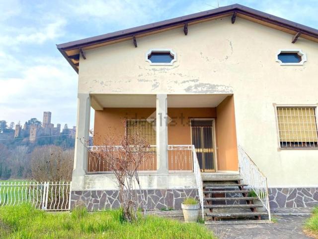 Casa in vendita a Castell'arquato, Reggio Emilia