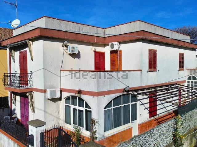 Casa in vendita a Capaccio, Campania