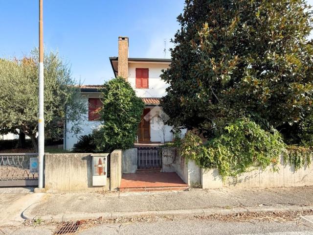 Casa in vendita a Molinella, Bologna