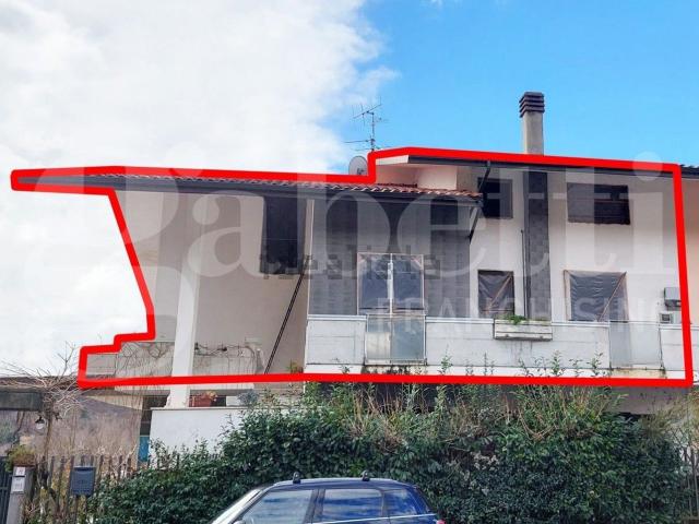 Casa in vendita a Pesche, Molise