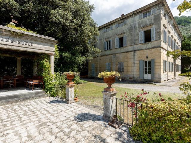 Casa in vendita a Bagni Di Lucca Ponte, Toscana
