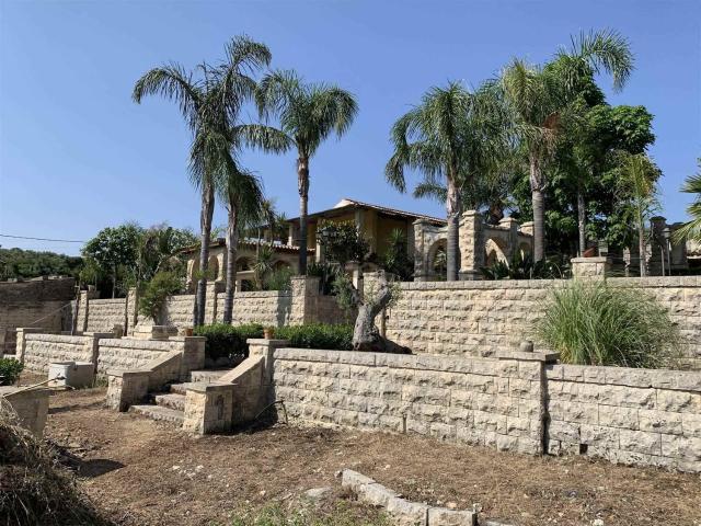 Casa in vendita a Sortino, Sicilia