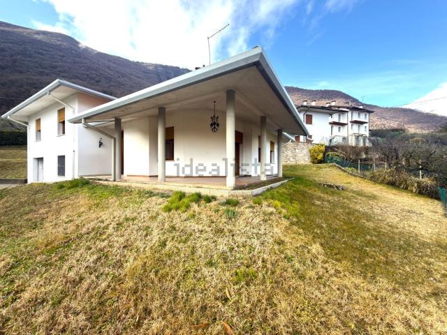 Casa in vendita a Bassano Del Grappa, Veneto