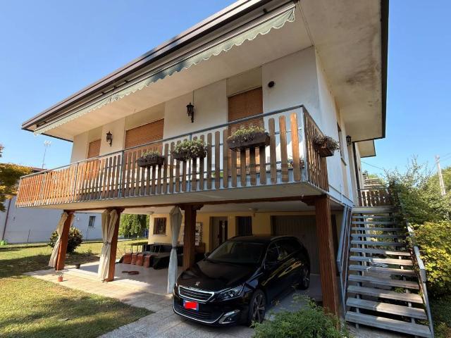 Casa in vendita a Santa Maria del Rovere, Treviso