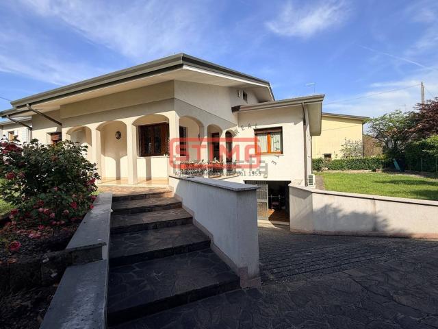 Casa in vendita a Santa Bona, Treviso