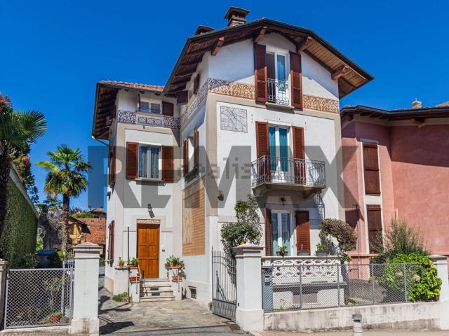 Casa in vendita a Carciano, Stresa