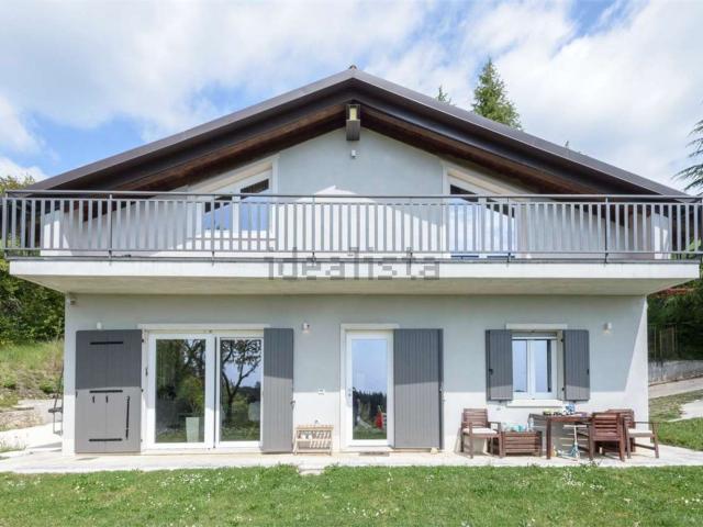 Casa in vendita a Negrar, Veneto