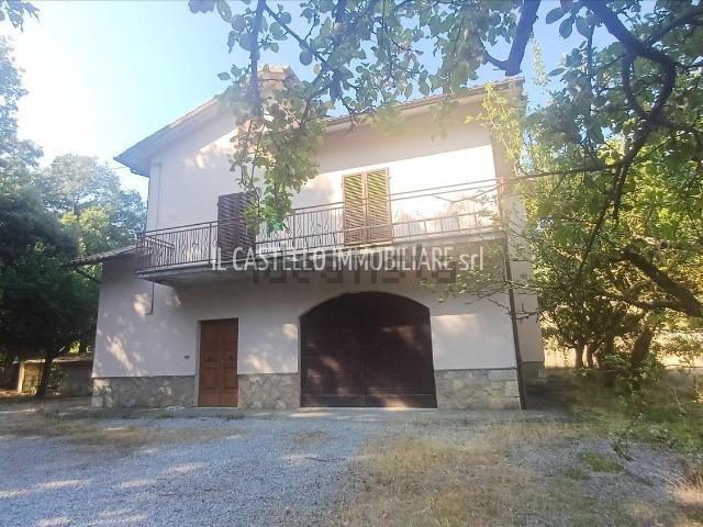 Casa in vendita a Cetona, Toscana