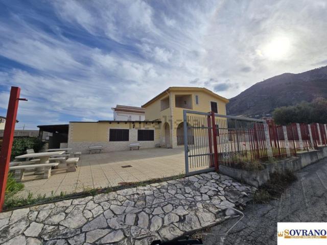 Casa in vendita a Altavilla Milicia, Sicilia
