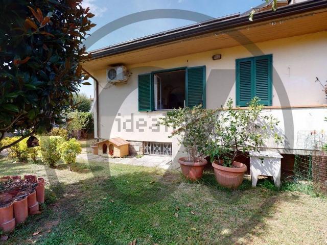 Casa in vendita a Massarosa, Toscana