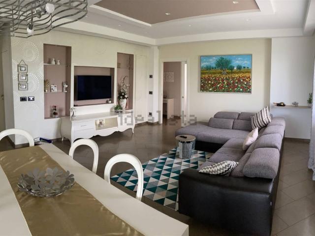 Casa in vendita a Sassocorvaro Auditore, Marche