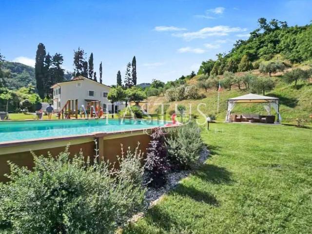 Casa in vendita a Unione dei comuni Media Valle del Serchio, Pescaglia