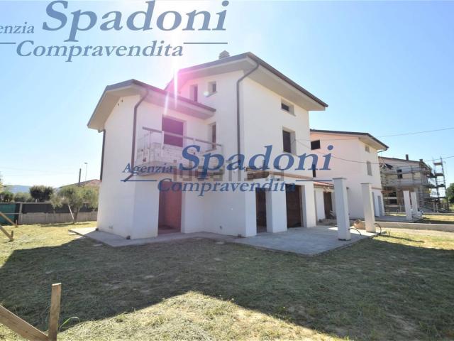 Casa in vendita a Massa E Cozzile, Pistoia