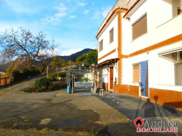 Casa in vendita a Calabria, Cosenza