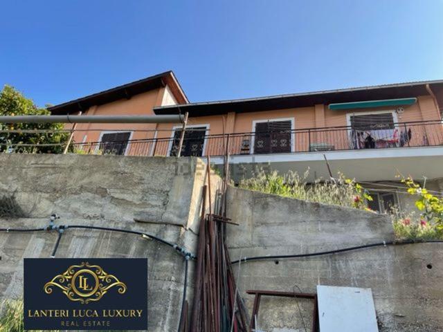 Casa in vendita a Ventimiglia, Liguria