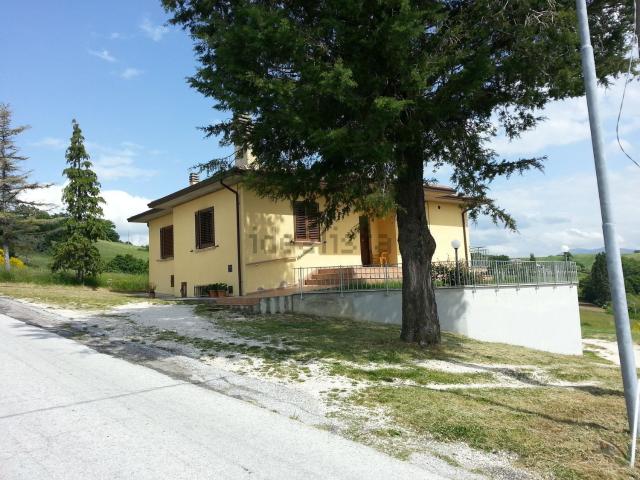 Casa in vendita a Gualdo Tadino, Umbria