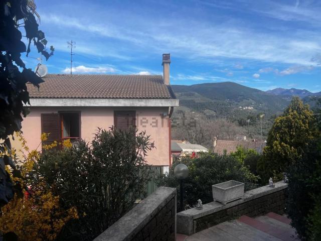 Casa in vendita a Terni, Umbria