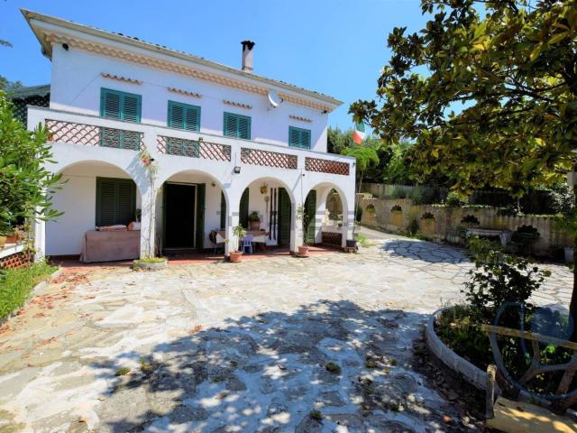 Casa in vendita a Revigliasco, Piemonte