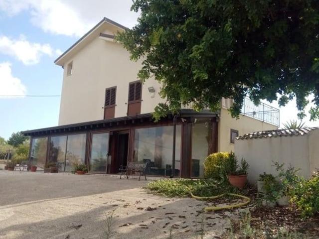 Casa in vendita a Santa Elisabetta, Sicilia