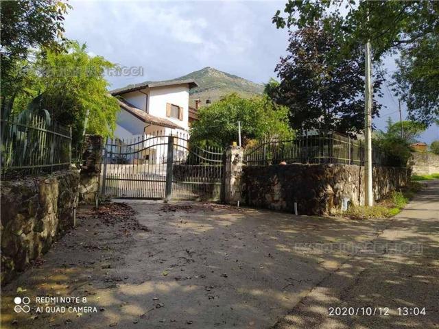 Casa in vendita a Esperia, Lazio