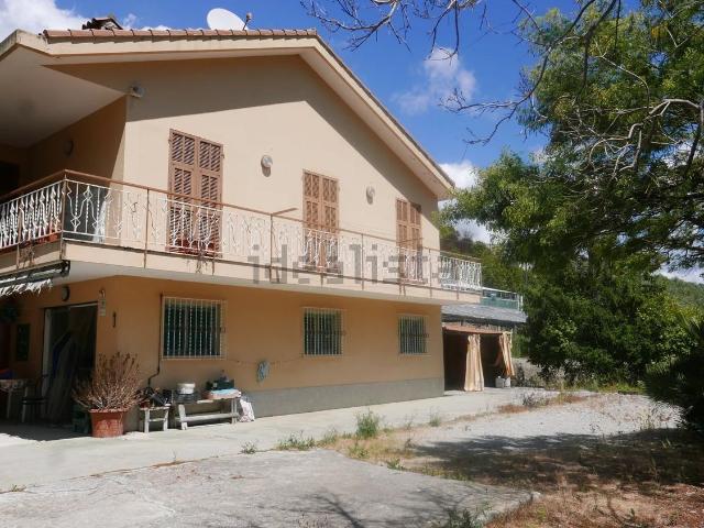 Casa in vendita a San Lorenzo, San Remo