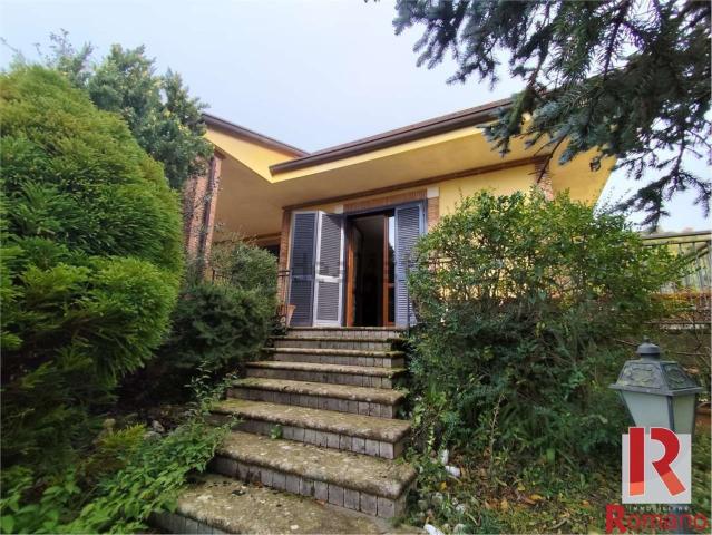 Casa in vendita a Castel Morrone, Campania