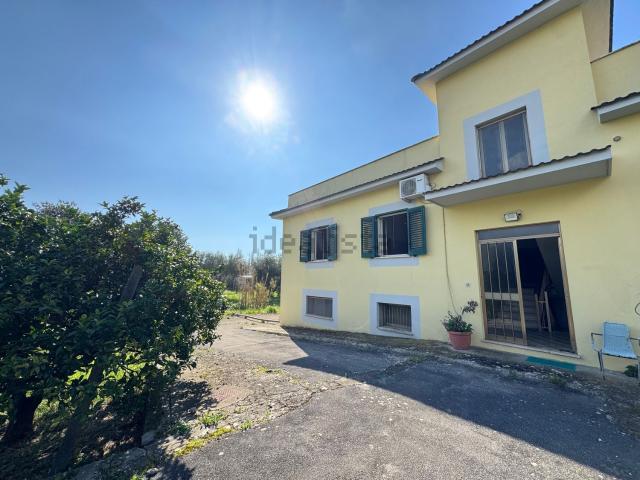 Casa in vendita a Terracina, Lazio