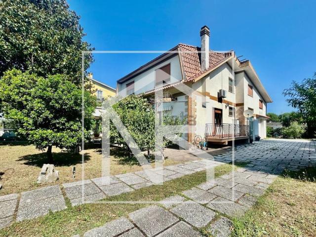 Casa in vendita a Colle del Sole, Roma Capitale