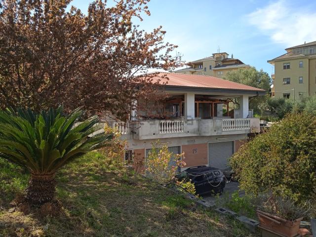 Casa in vendita a Calabria, Vibo Valentia