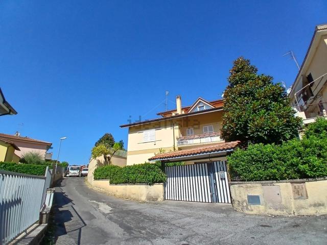 Casa in vendita a San Rocco, Palestrina