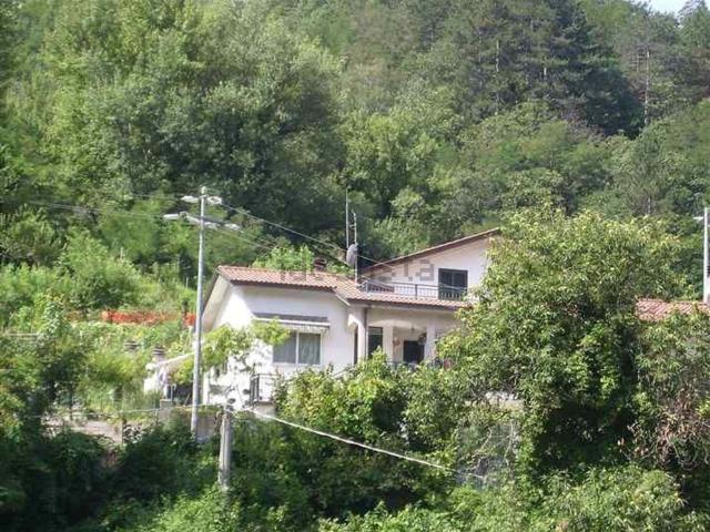Casa in vendita a Unione di comuni Montana Lunigiana, Fivizzano