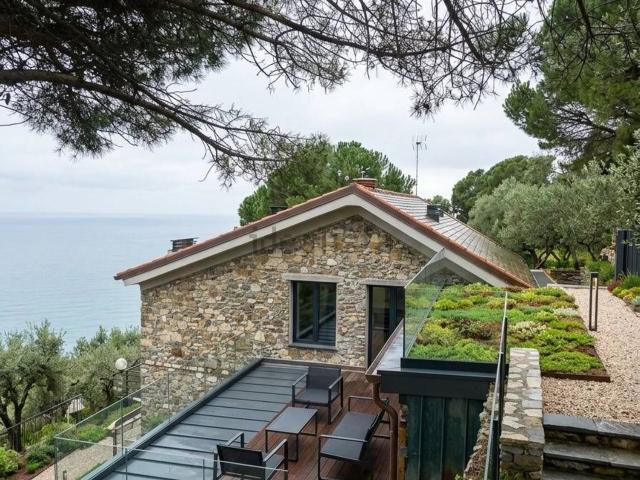 Casa in vendita a Levante, Serra Riccò