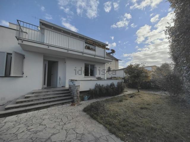 Casa in vendita a Tonfano, Toscana