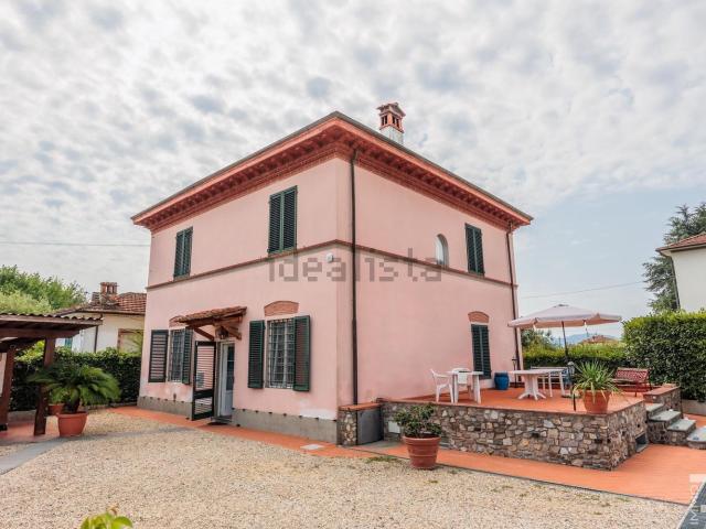 Casa in vendita a Capannori, Toscana