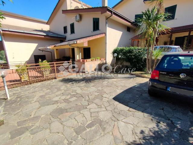 Casa in vendita a Calabria, Cosenza