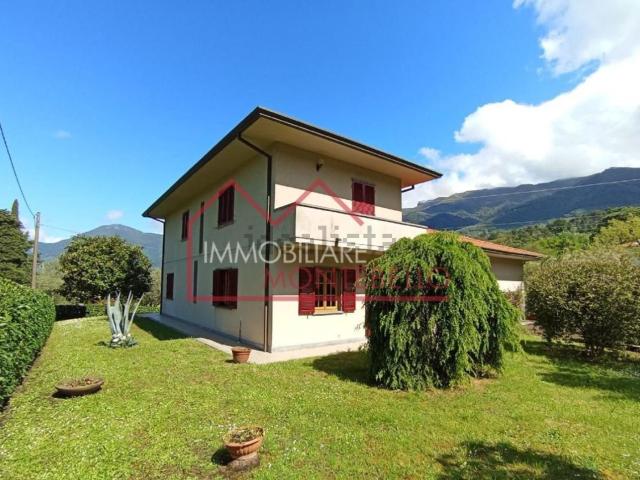 Casa in vendita a Marignana, Camaiore