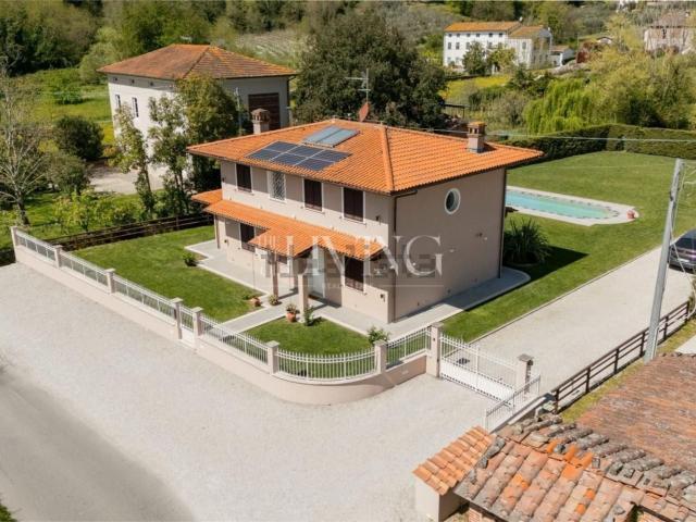 Casa in vendita a San Ginese di Compito, Capannori