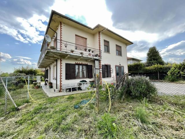 Casa in vendita a Fabbri, Altopascio