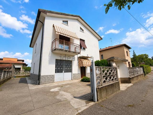 Casa in vendita a Lonate Ceppino, Lombardia