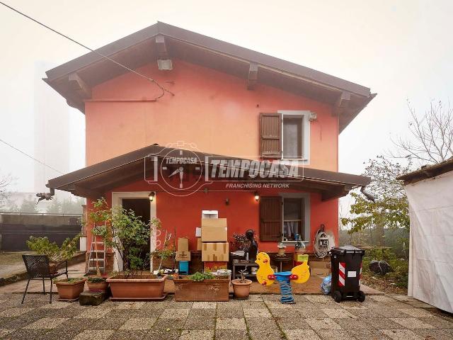 Casa in vendita a Castelvetro Piacentino, Reggio Emilia